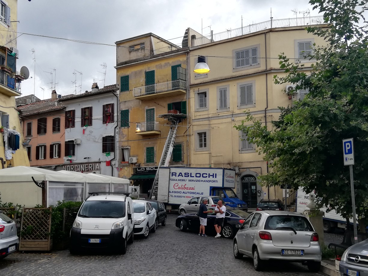 genzano di roma traslochi noleggio autoscale deposito custodia mobili